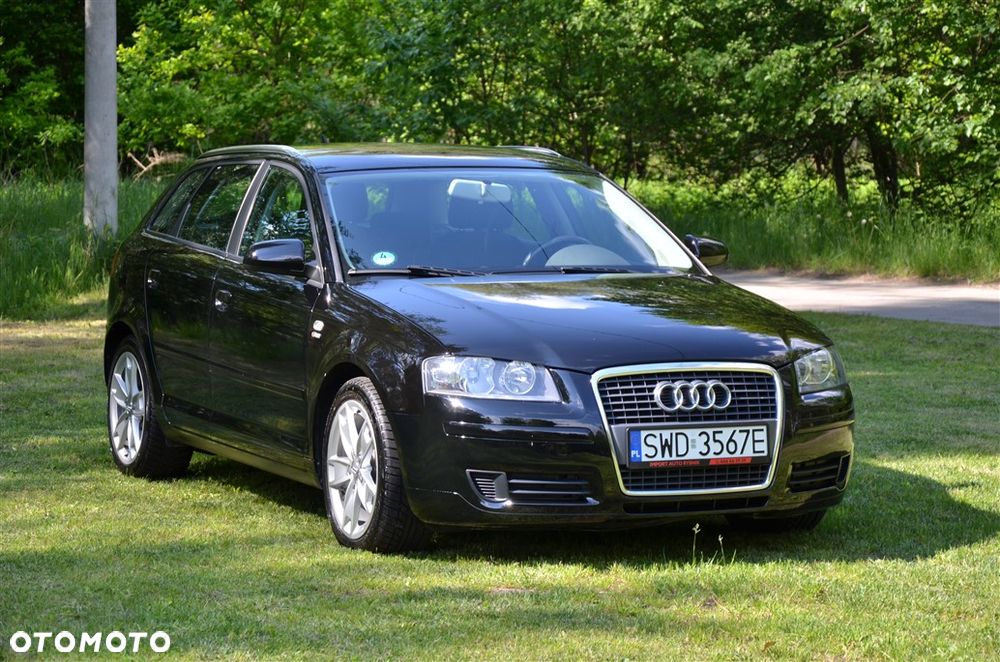 Audi A3 Sportback 2.0 TDI Ambiente - 8