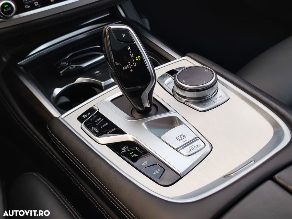 BMW Seria 7 745Le xDrive - 27