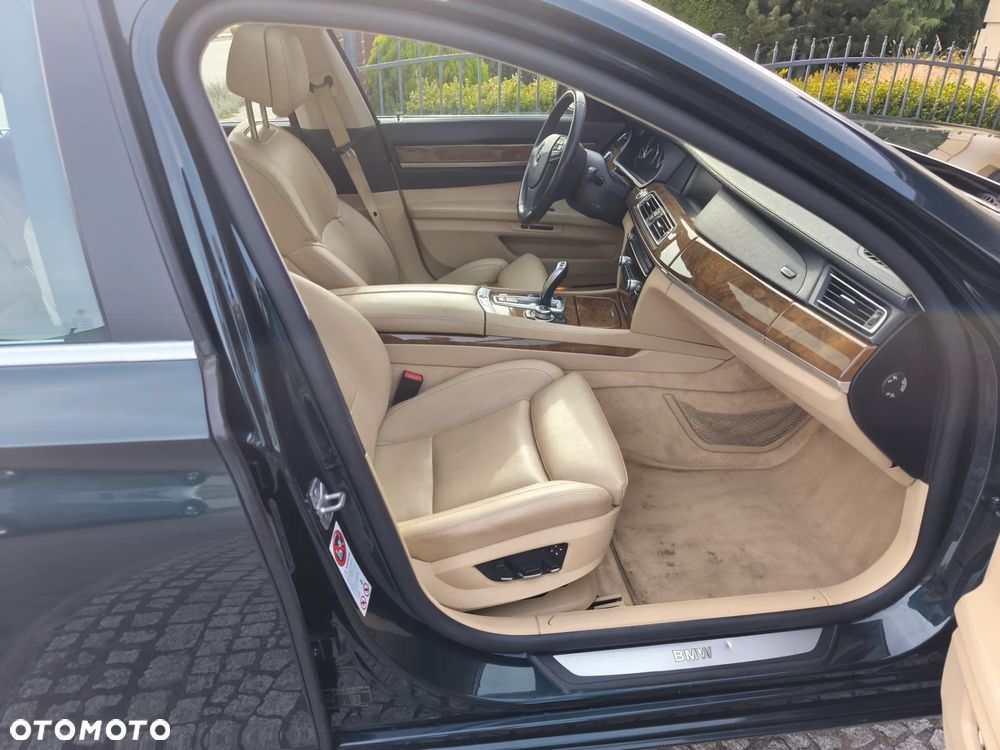 BMW Seria 7 730d L - 6