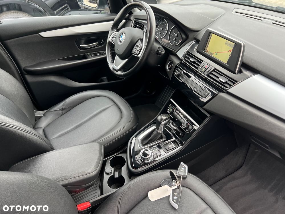 BMW Seria 2 218d Advantage sport - 26