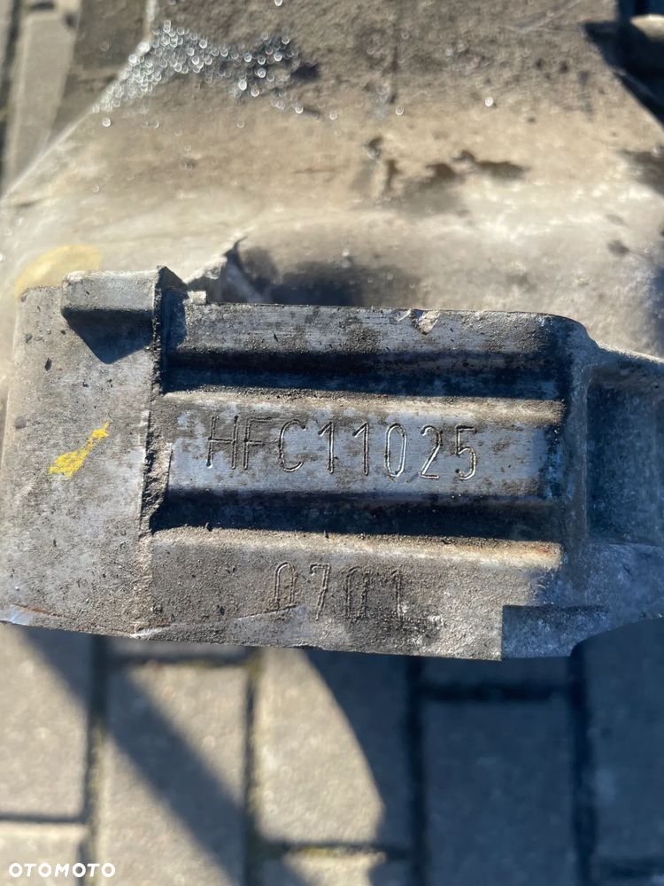 AUDI A4 B7 EXEO 1,6 B skrzynia biegów manualna HFC - 2
