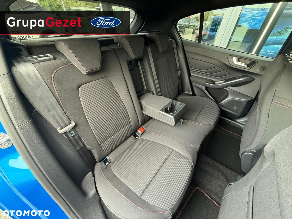 Ford Focus - 15