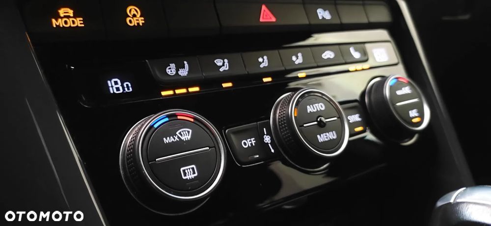 Volkswagen T-Roc 1.5 TSI GPF ACT Premium DSG - 39