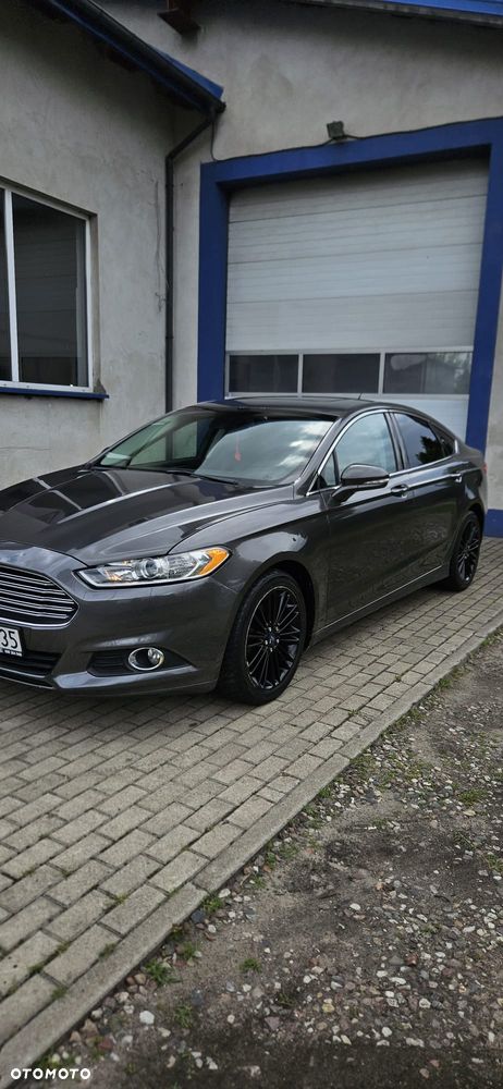 Ford Fusion - 2