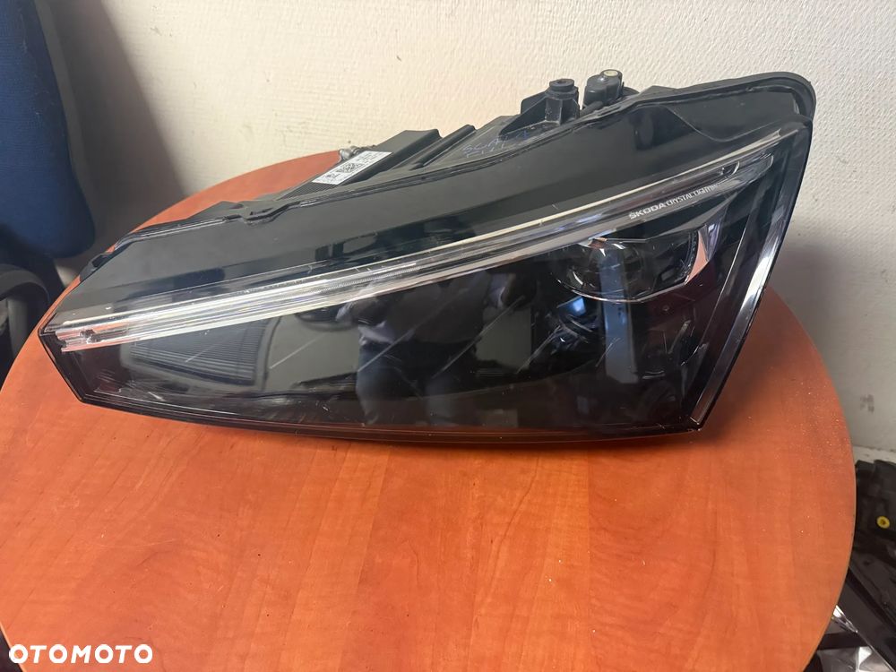 REFLEKTOR LEWY SKODA SCALA FULL LED VALEO 657941015A
