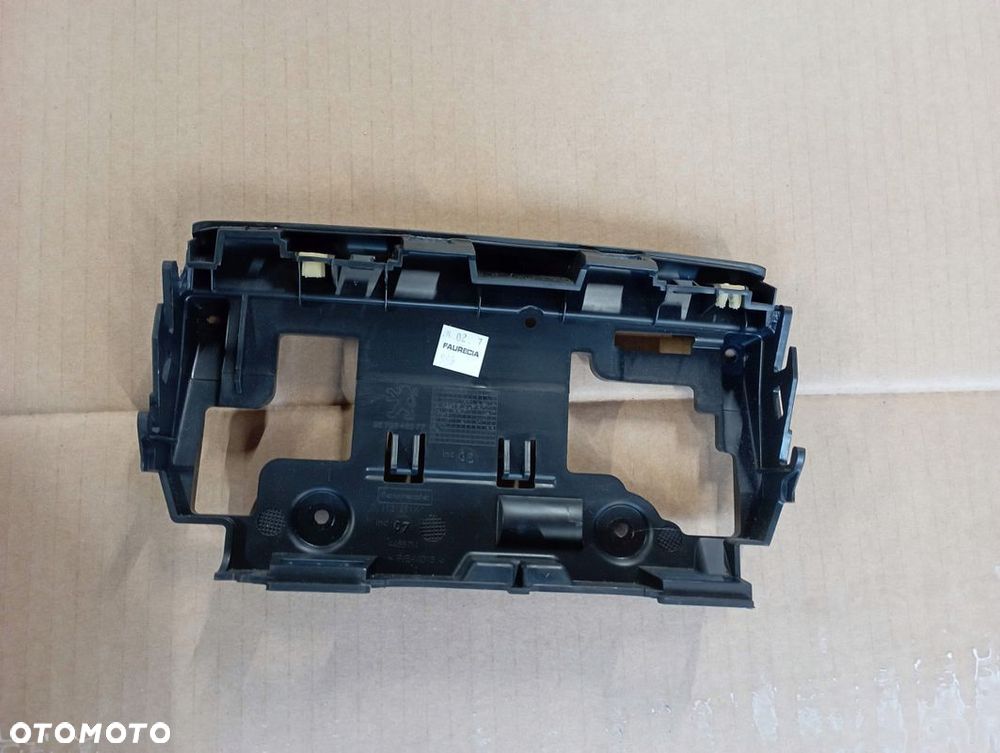 PEUGEOT 2008 WYŚWIETLACZ EKRAN RAMKA MOCOWANIE 9812046980 9673861377 - 6
