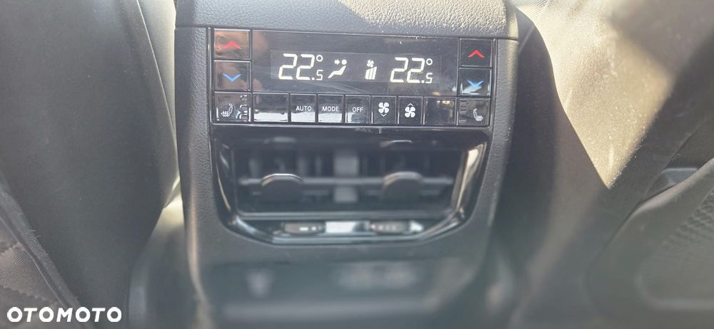 Jeep Grand Cherokee 5.7 V8 Overland - 29