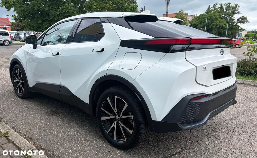 Toyota C-HR - 11
