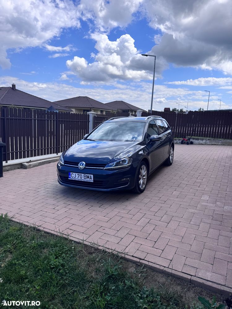Volkswagen Golf - 6