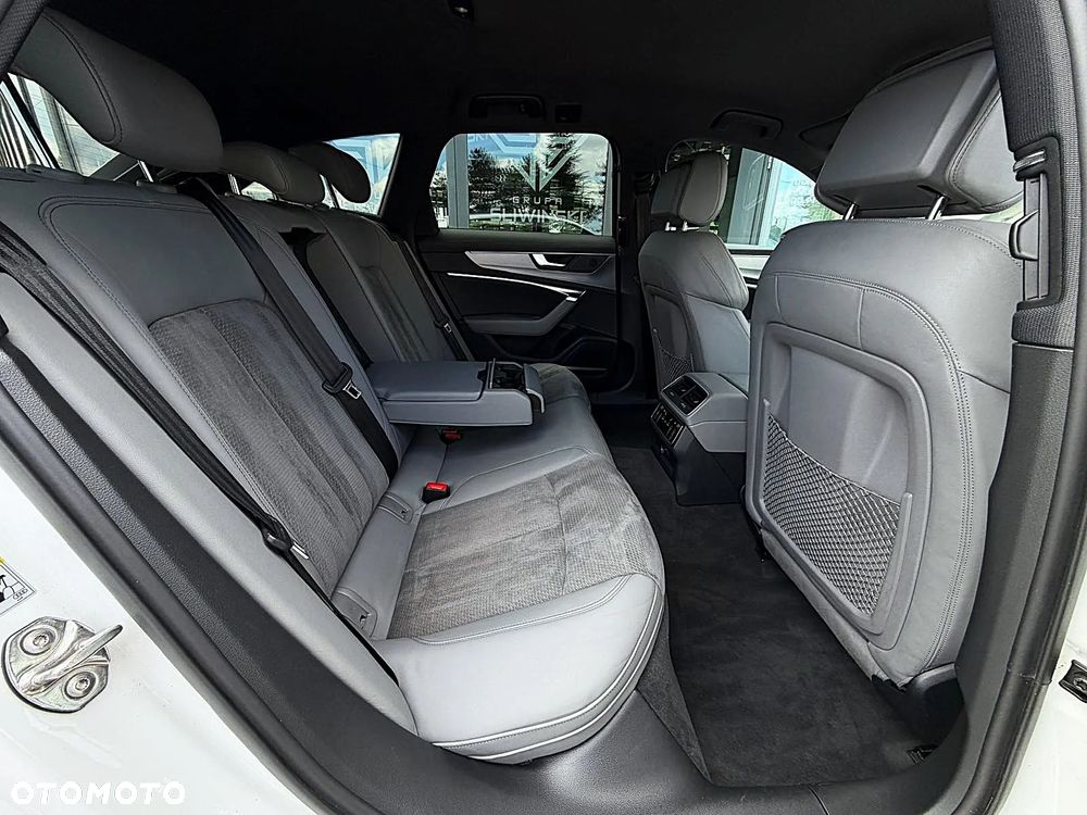 Audi A6 Avant 55 TFSI e Quattro Sport S tronic - 22