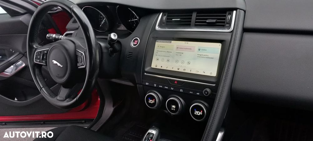 Jaguar E-Pace - 10
