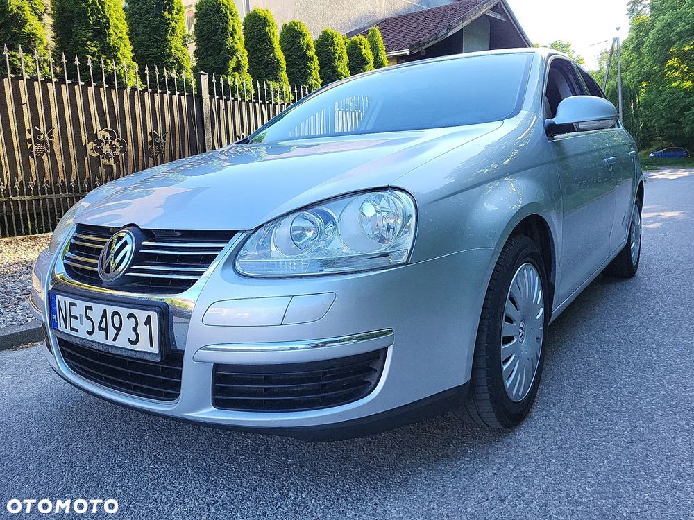Volkswagen Jetta 1.9 TDI Comfortline - 1