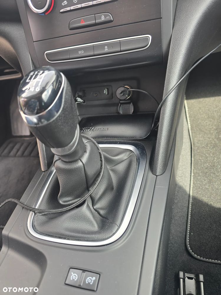 Renault Megane 1.3 TCe FAP Limited - 14