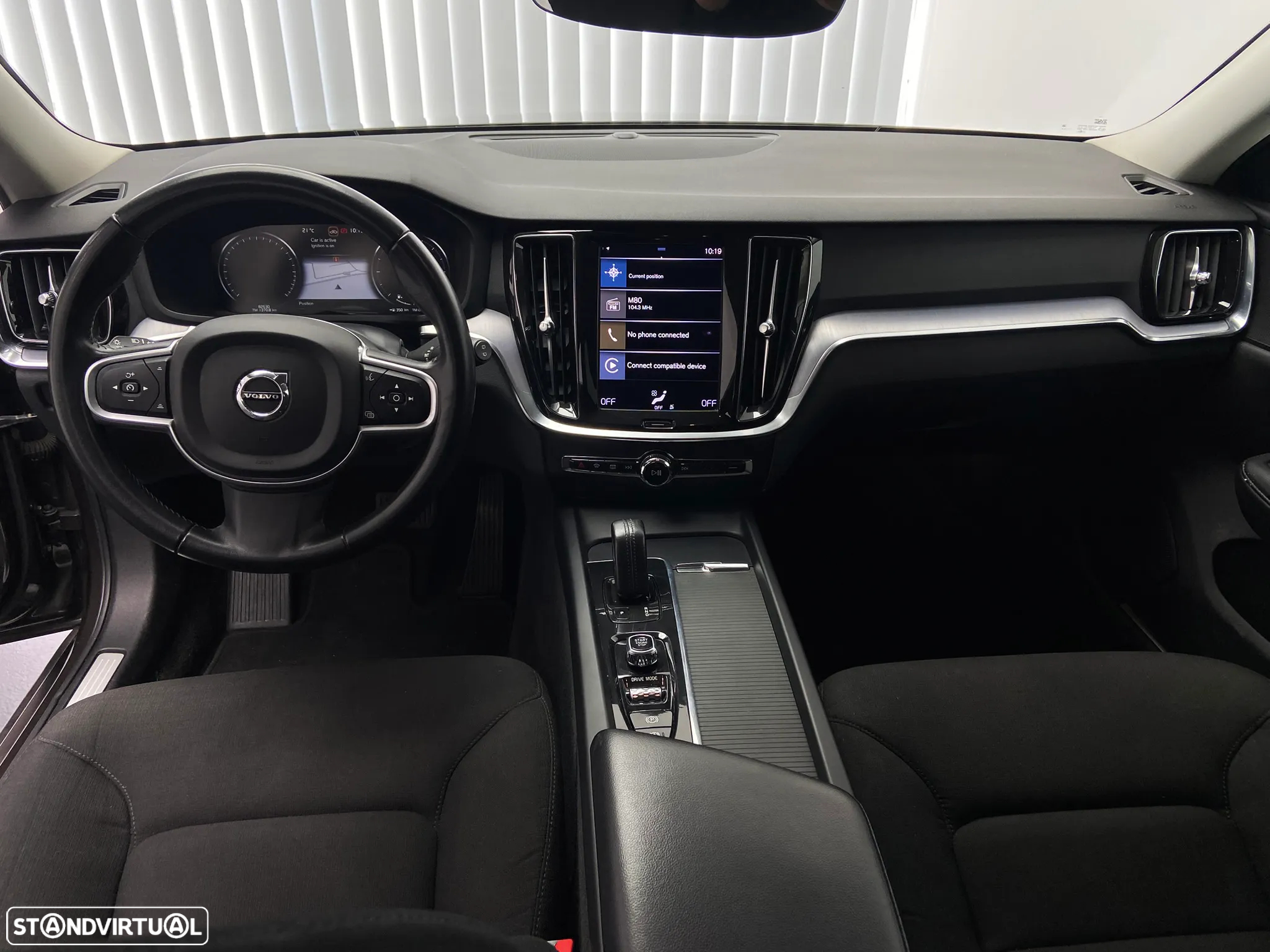 Volvo V60 2.0 B4 Momentum Plus Geartronic - 11