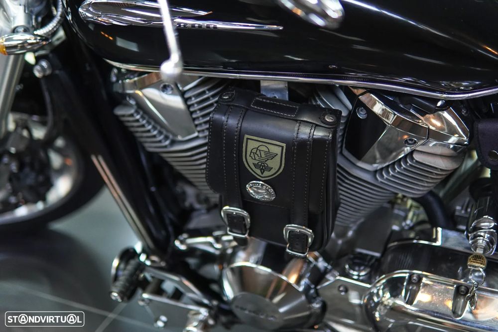 Honda VTX 1800 C - 12