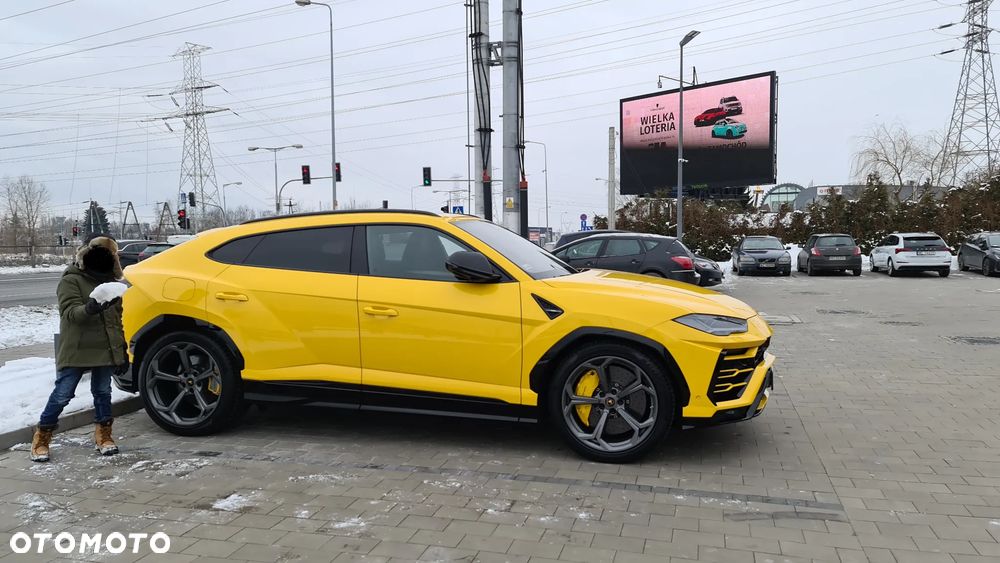 Lamborghini Urus - 10