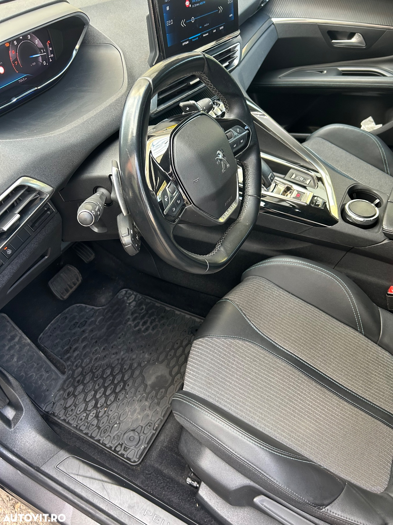 Peugeot 3008 1.2 PureTech Turbo S&S EAT6 Active - 6