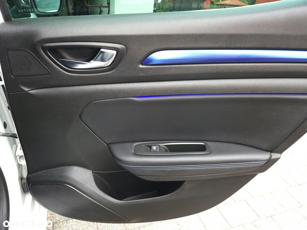 Renault Megane 1.6 TCe GT EDC - 29