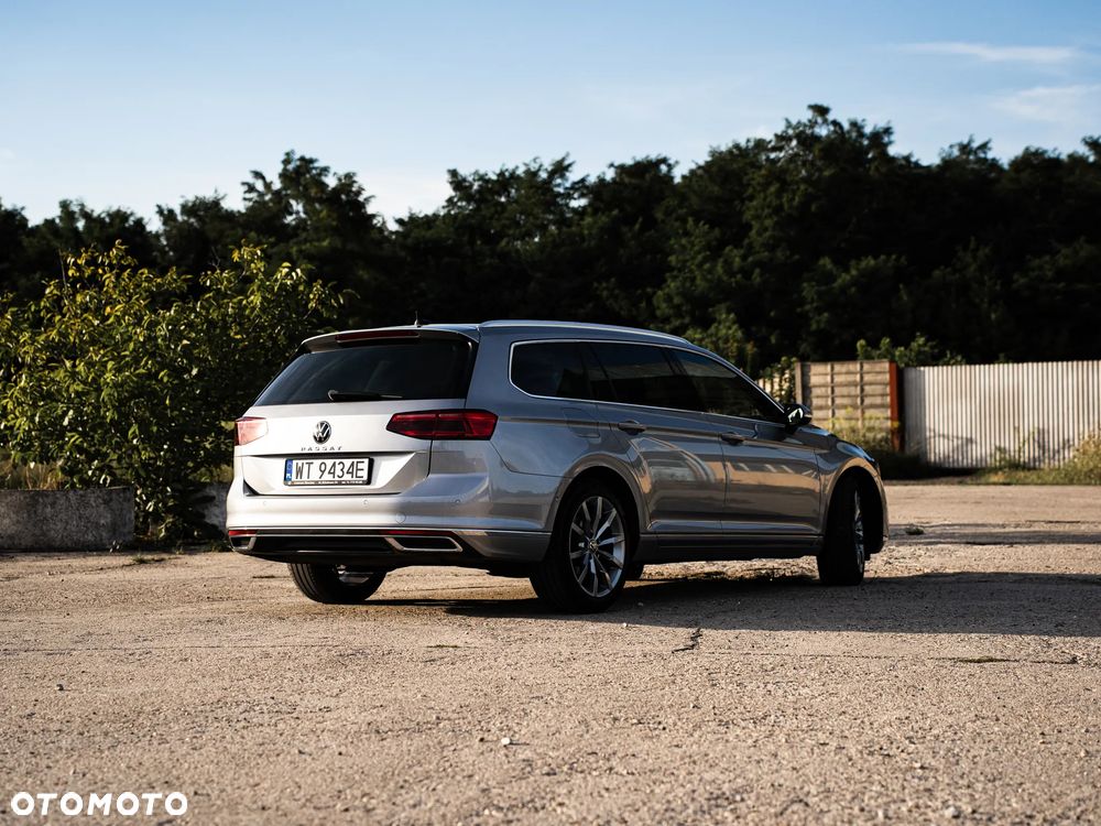 Volkswagen Passat 2.0 TDI EVO Elegance - 6