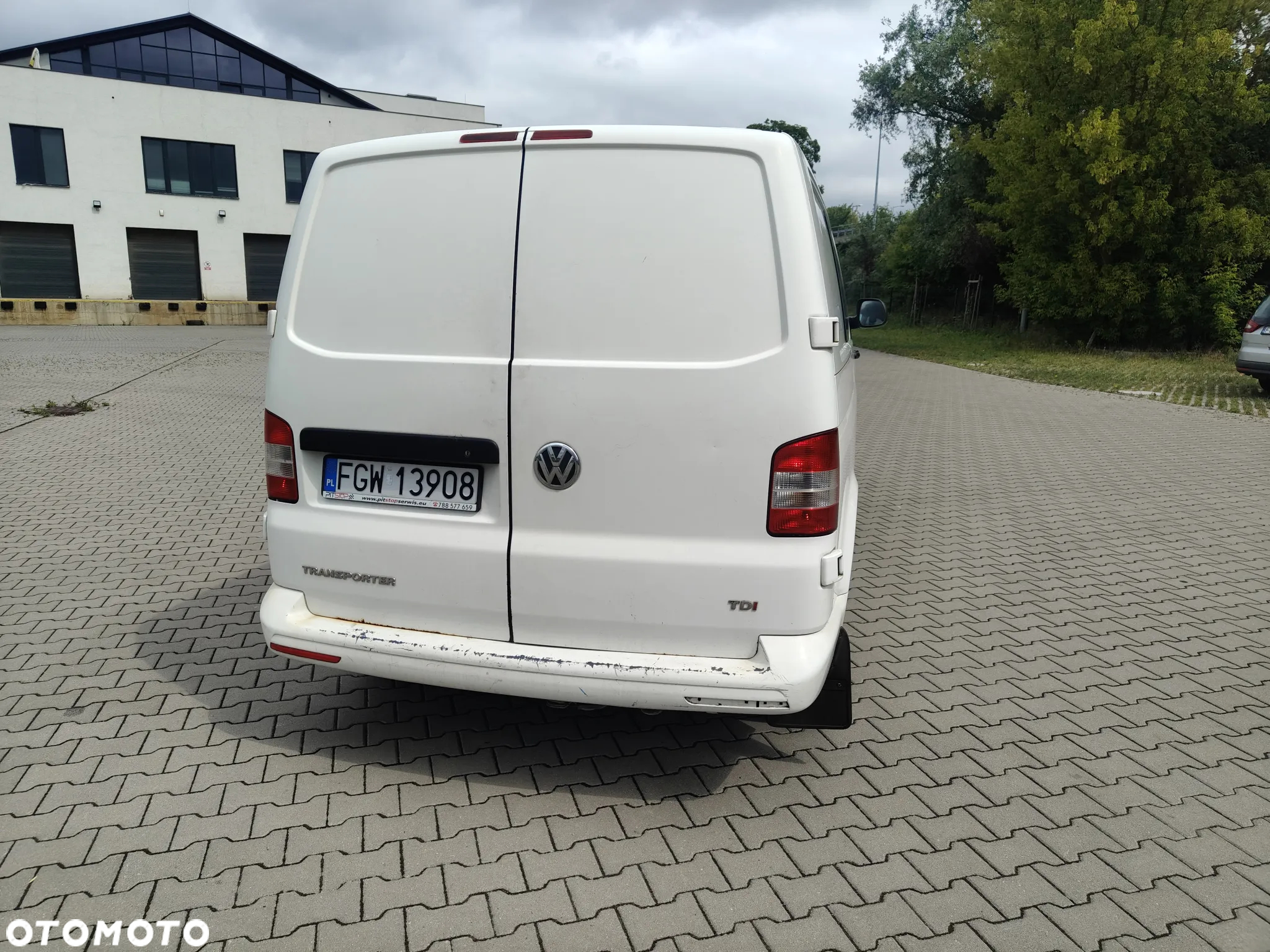 Volkswagen Transporter T5 TDI L2H1 - 6
