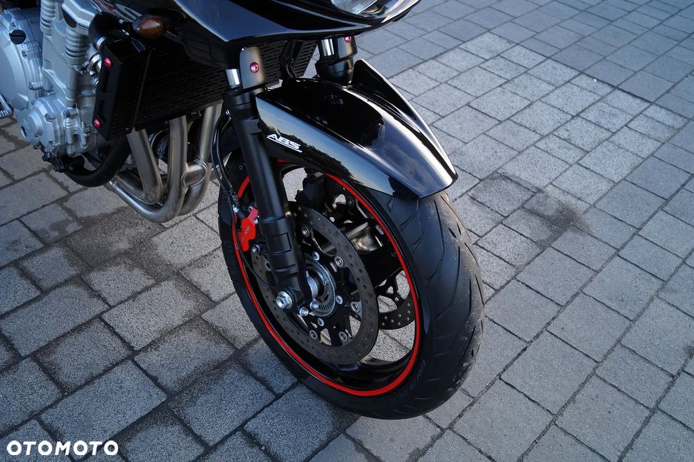 Suzuki Bandit - 12