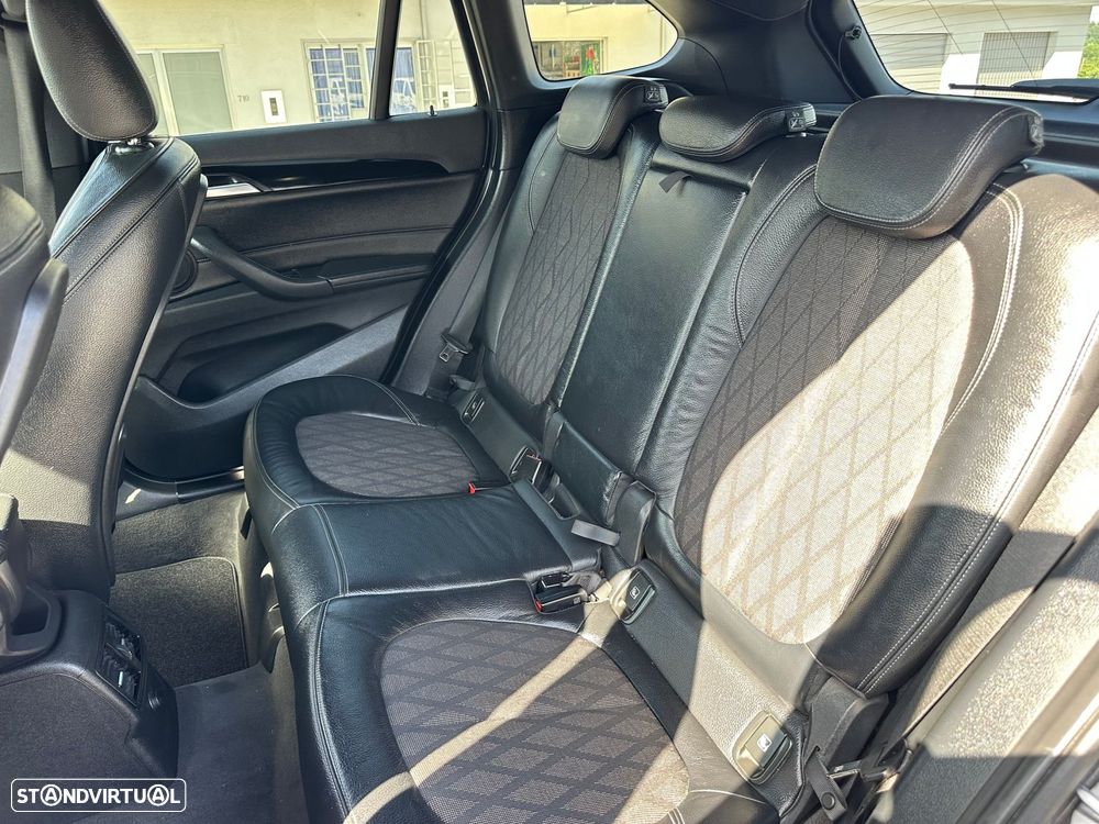 BMW X1 16 d sDrive Line xLine - 19