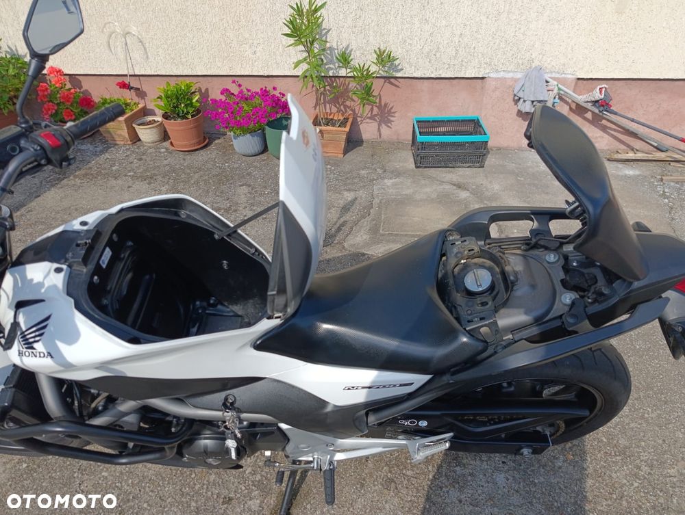 Honda NC - 9