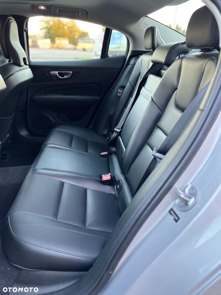 Volvo S60 - 28