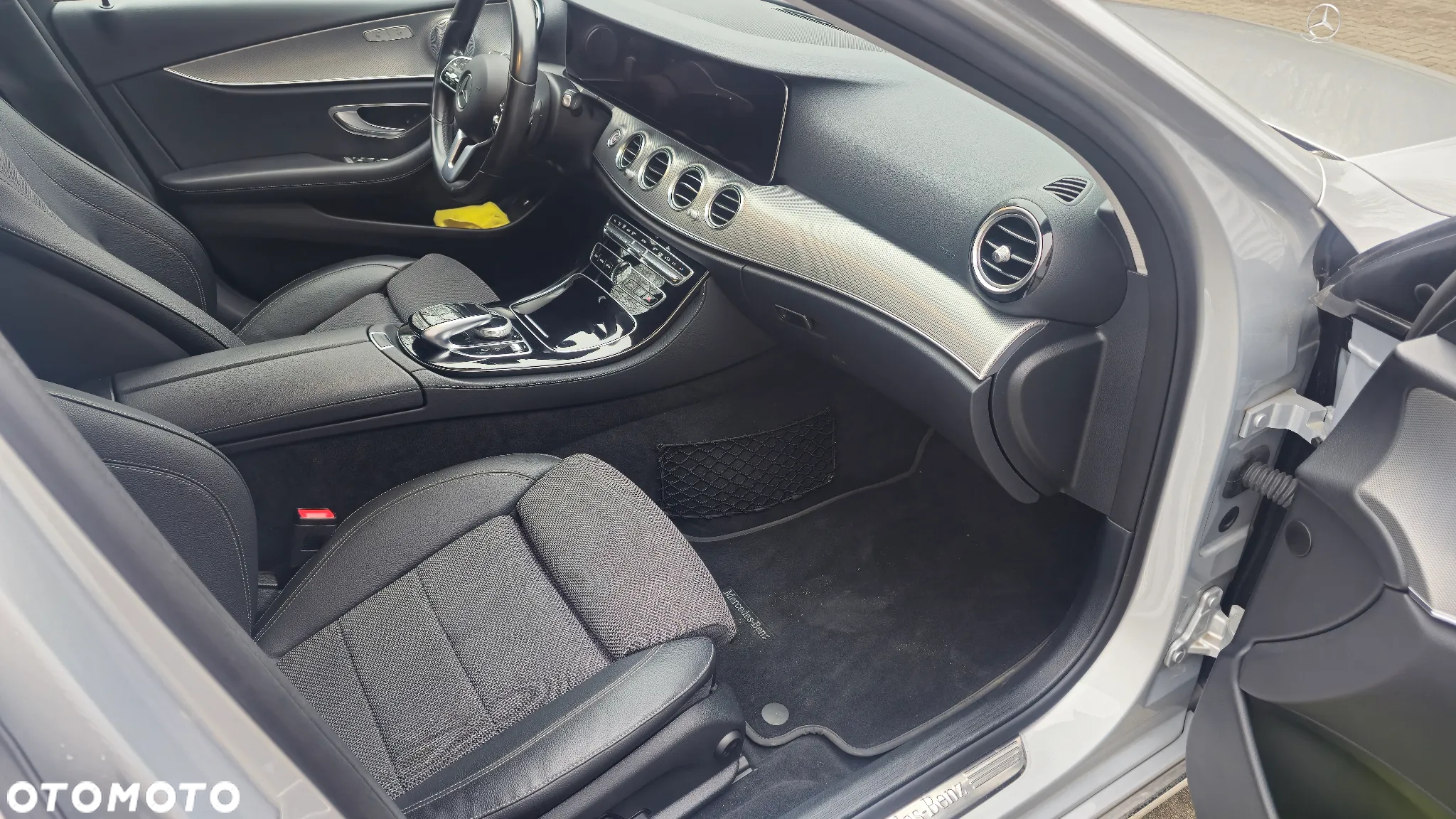 Mercedes-Benz Klasa E 220 d T 9G-TRONIC Exclusive - 10