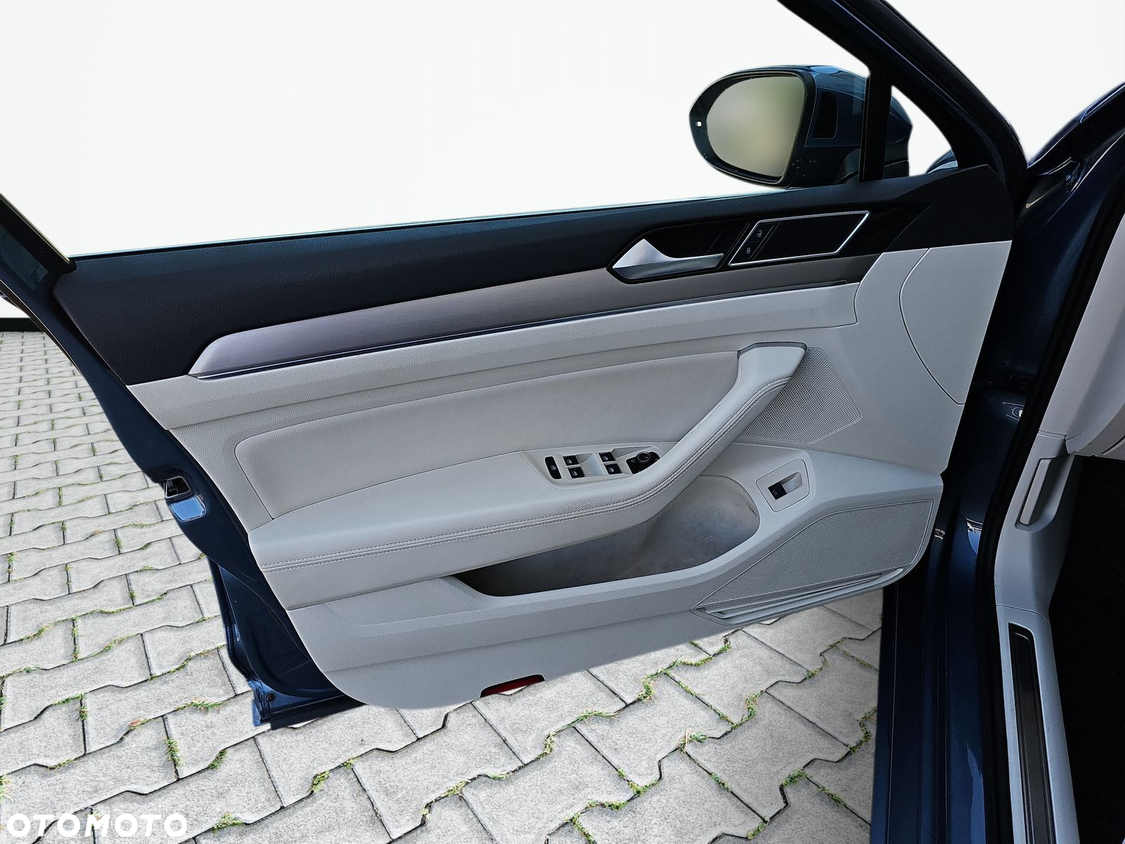 Volkswagen Passat - 14