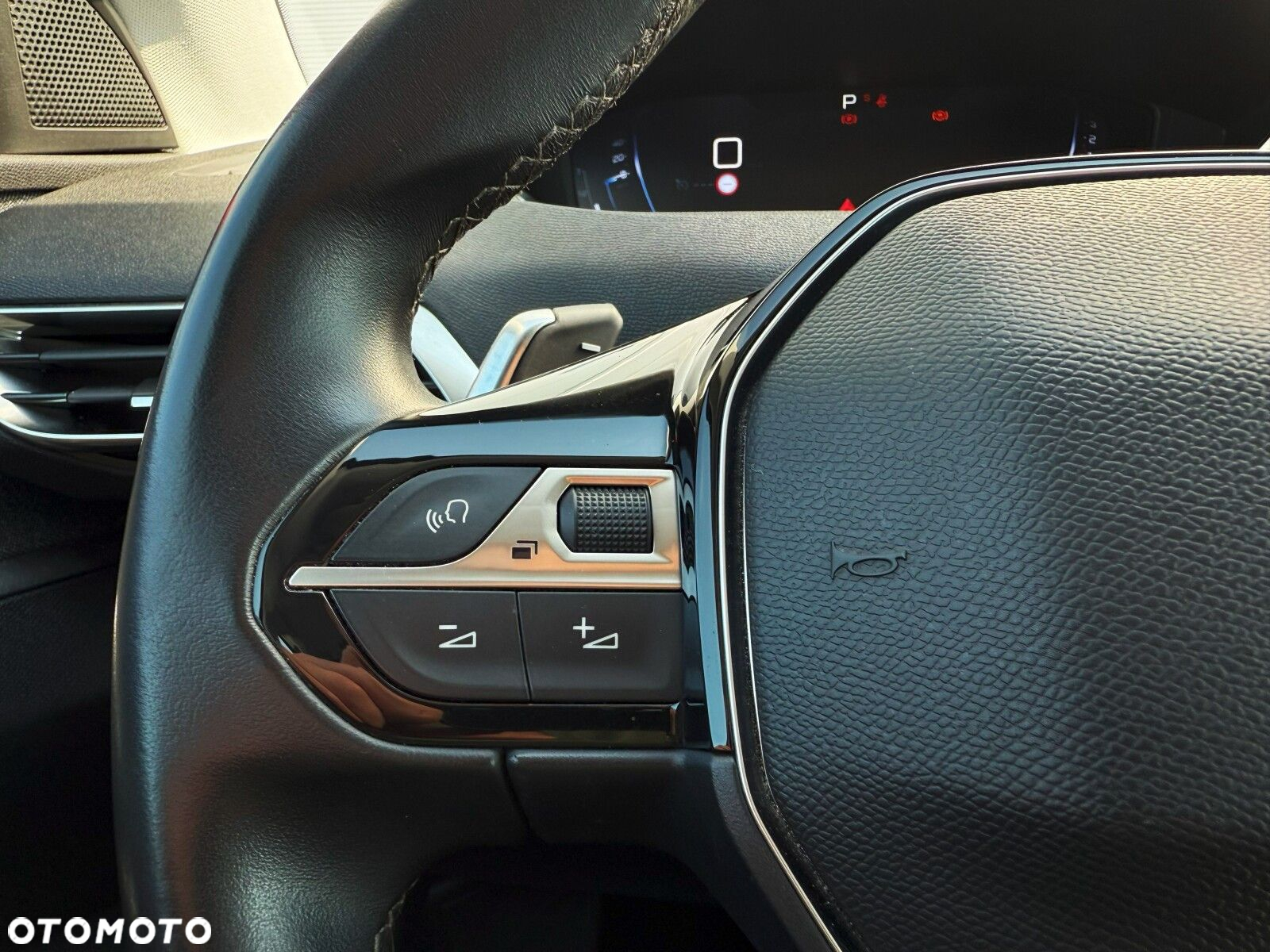 Peugeot 3008 1.2 PureTech GPF Allure S&S EAT8 - 18