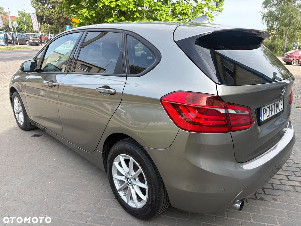 BMW Seria 2 220i Sport - 6