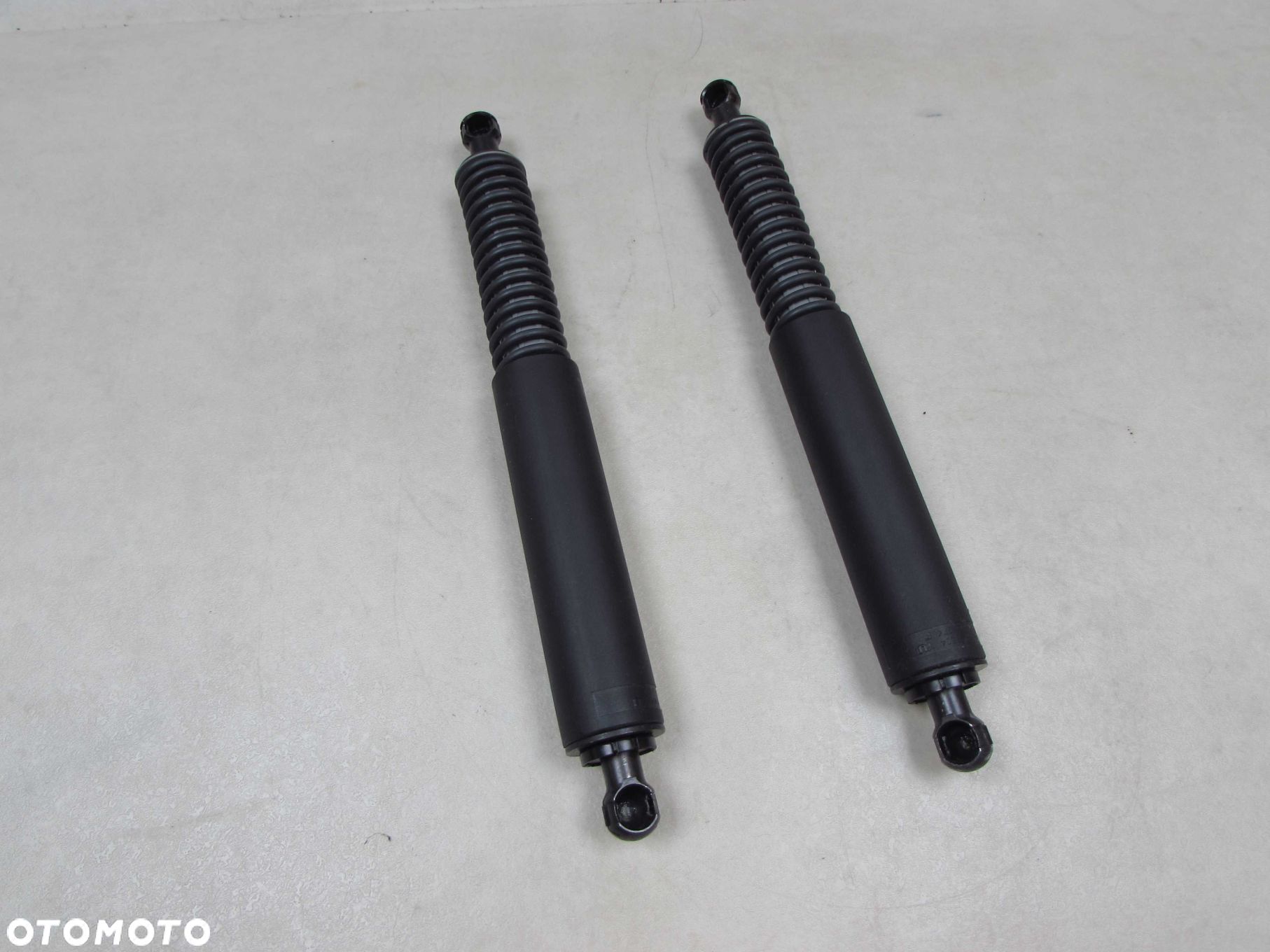 VOLVO V70 III XC70 06-16 SILOWNIK TELESKOP KLAPY BAGAZNIKA TYL 31217640 - 1