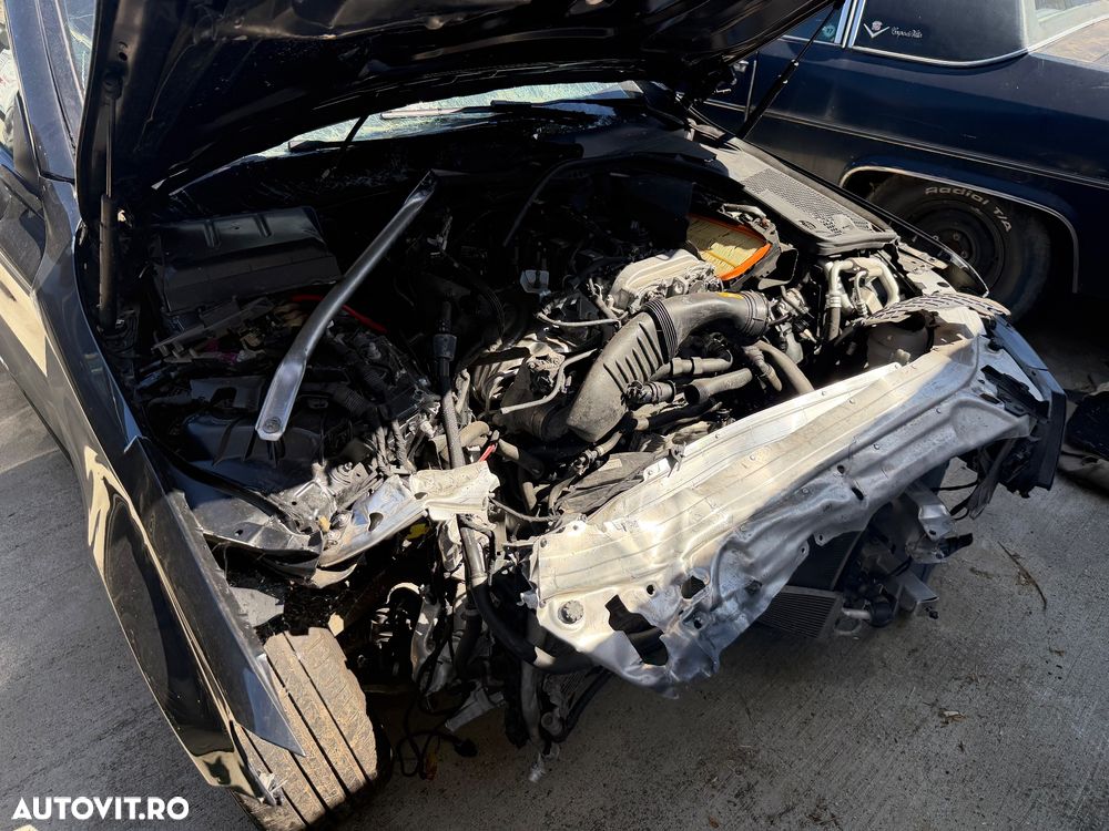 Mercedes-Benz C - 4