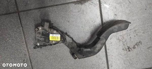 Pedał Gazu potencjometr 8D1723523E VW PASSAT B5 AUDI A4 A6 C5 SKODA SUPERB 1