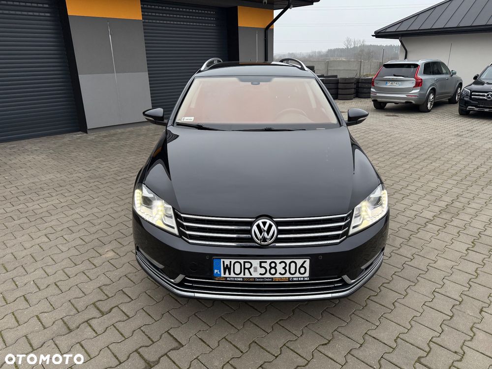 Volkswagen Passat 2.0 TDI BlueMotion Technology Exclusive - 5