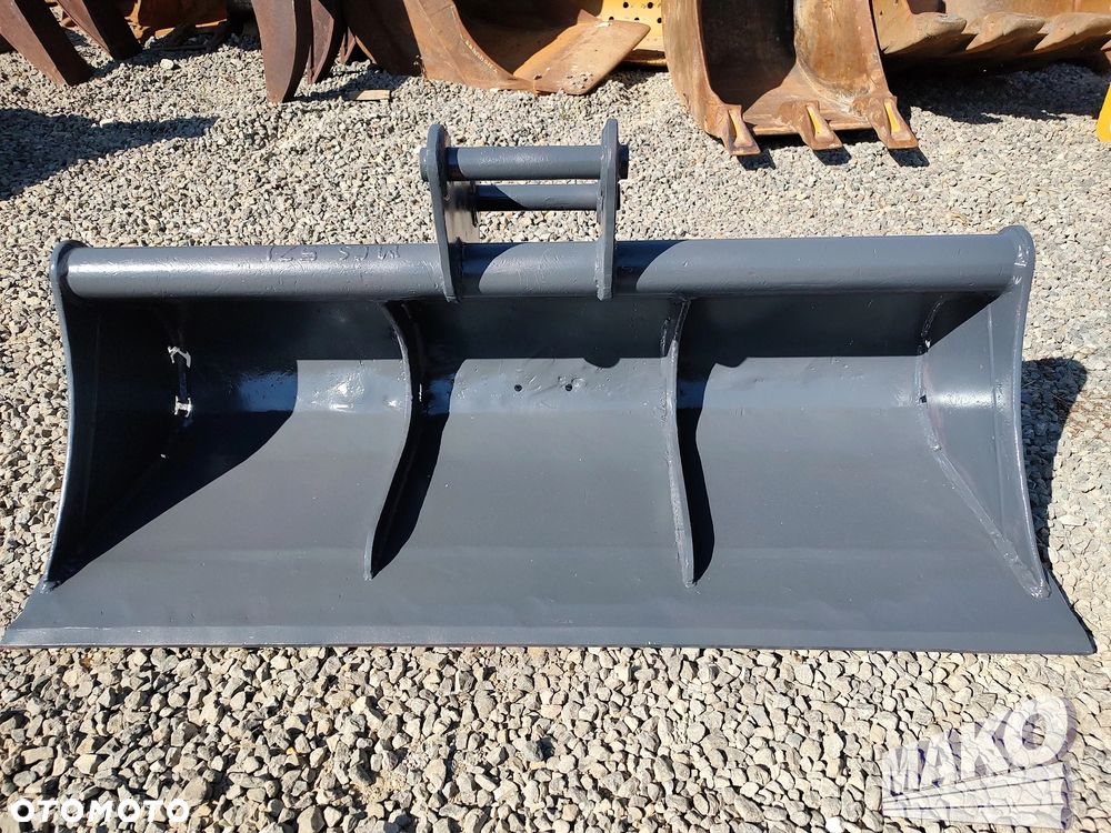 Łyżka skarpowa Geith 148cm Miller fi 45 - 2