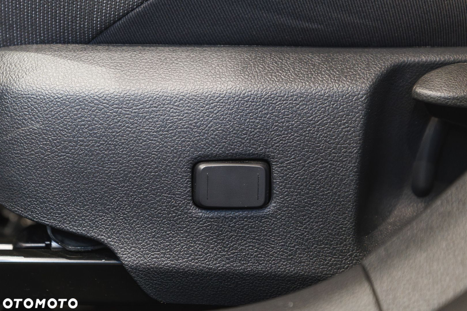 Toyota Corolla - 21