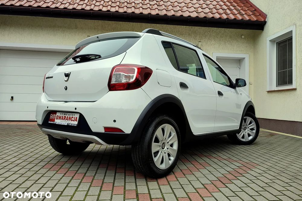 Dacia Sandero Stepway TCe 90 Prestige - 28