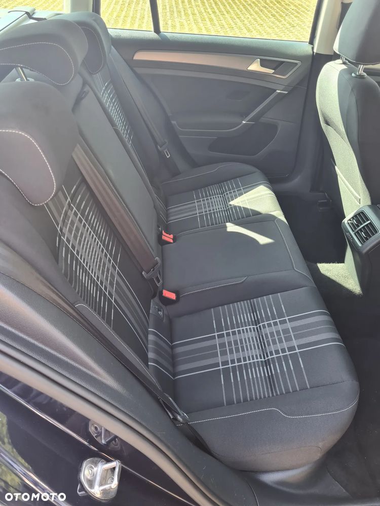 Volkswagen Golf 2.0 TDI (BlueMotion Technology) Comfortline - 16