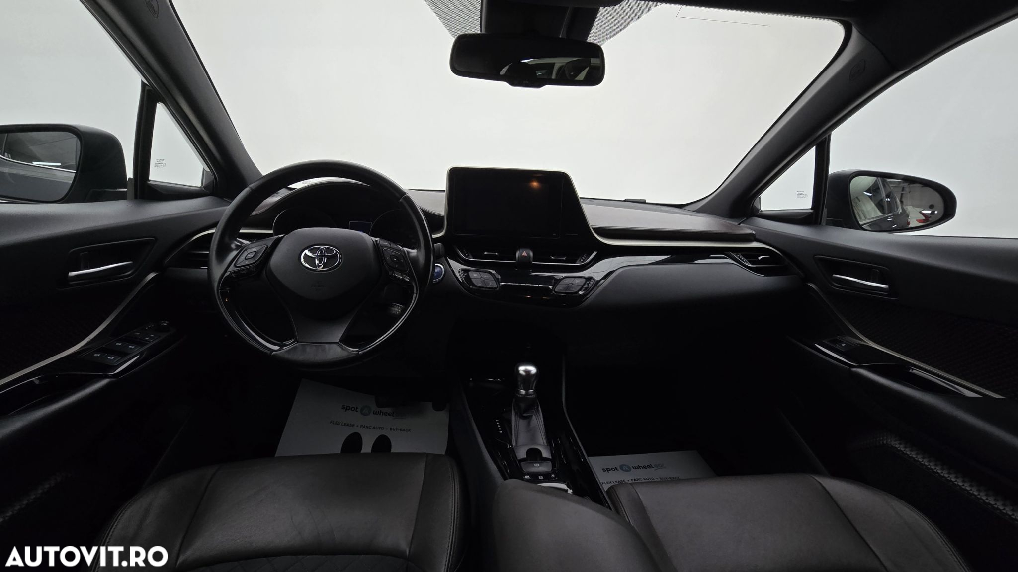 Toyota C-HR - 14