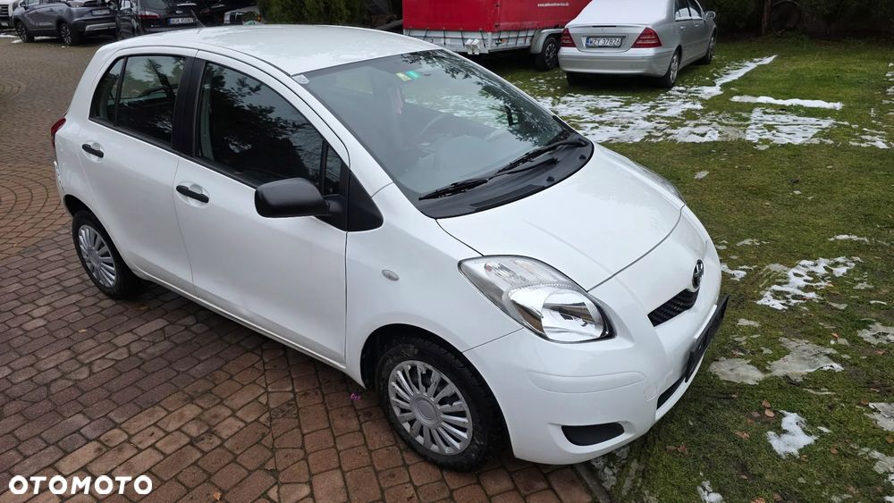 Toyota Yaris 1.0 VVT-i Cool - 11
