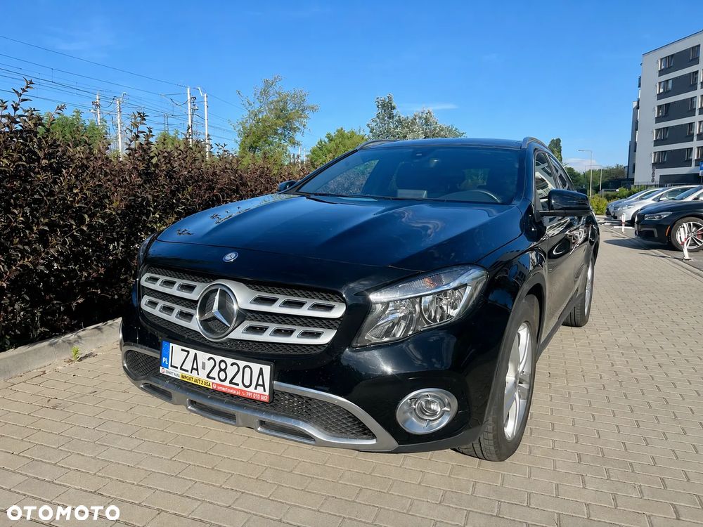 Mercedes-Benz GLA 250 4Matic 7G-DCT - 1