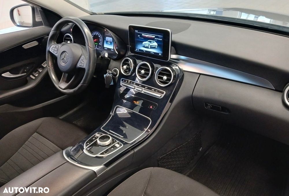 Mercedes-Benz C 180 7G-TRONIC - 7