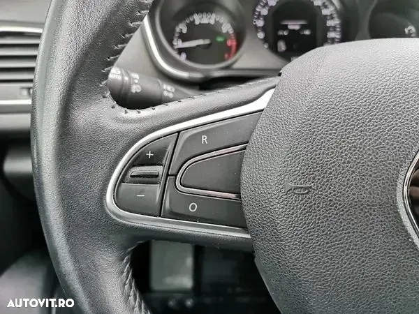 Renault Megane - 12