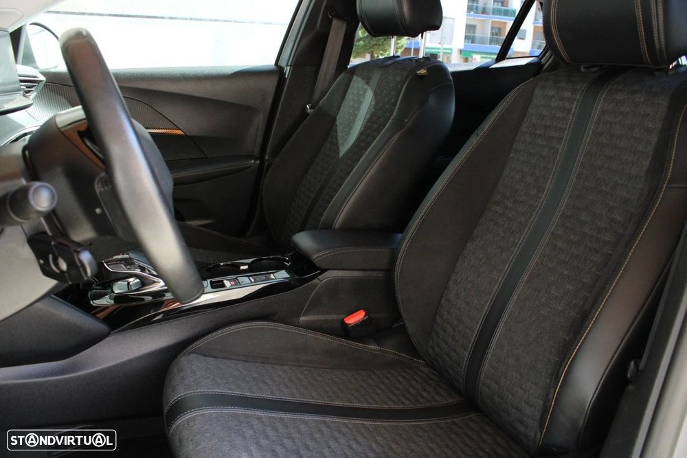 Peugeot e-2008 Allure Pack - 36