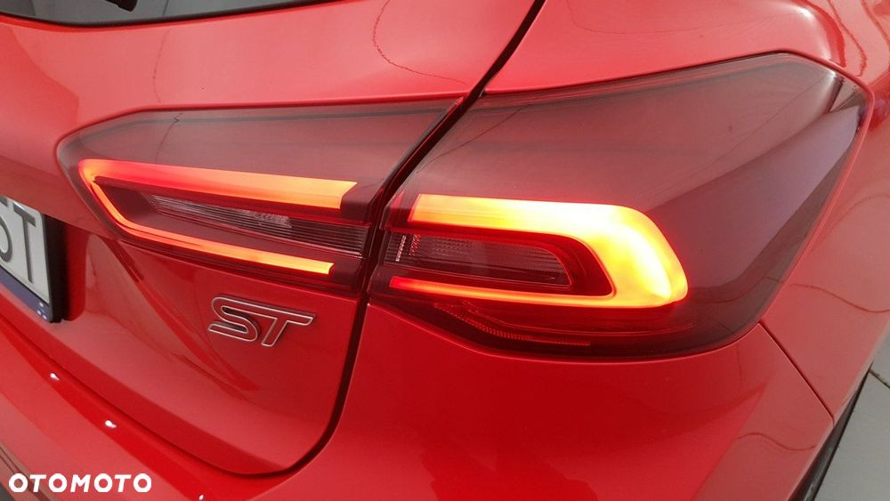 Ford Focus - 12