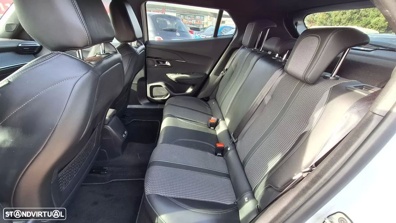 Peugeot 2008 1.5 BlueHDi GT Line EAT8 - 20