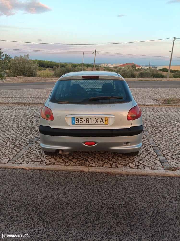 Peugeot 206 - 6