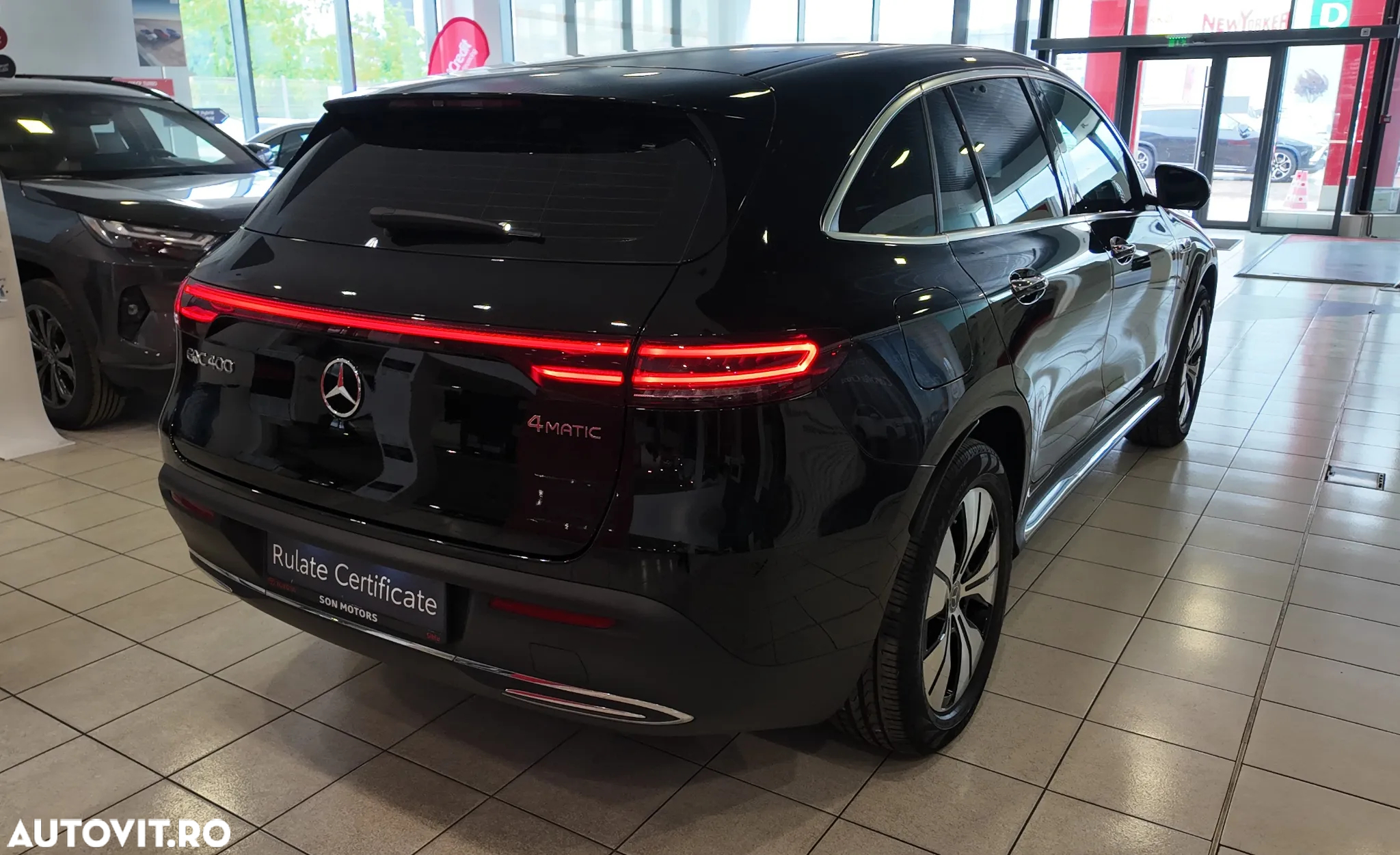 Mercedes-Benz EQC 400 4MATIC - 6